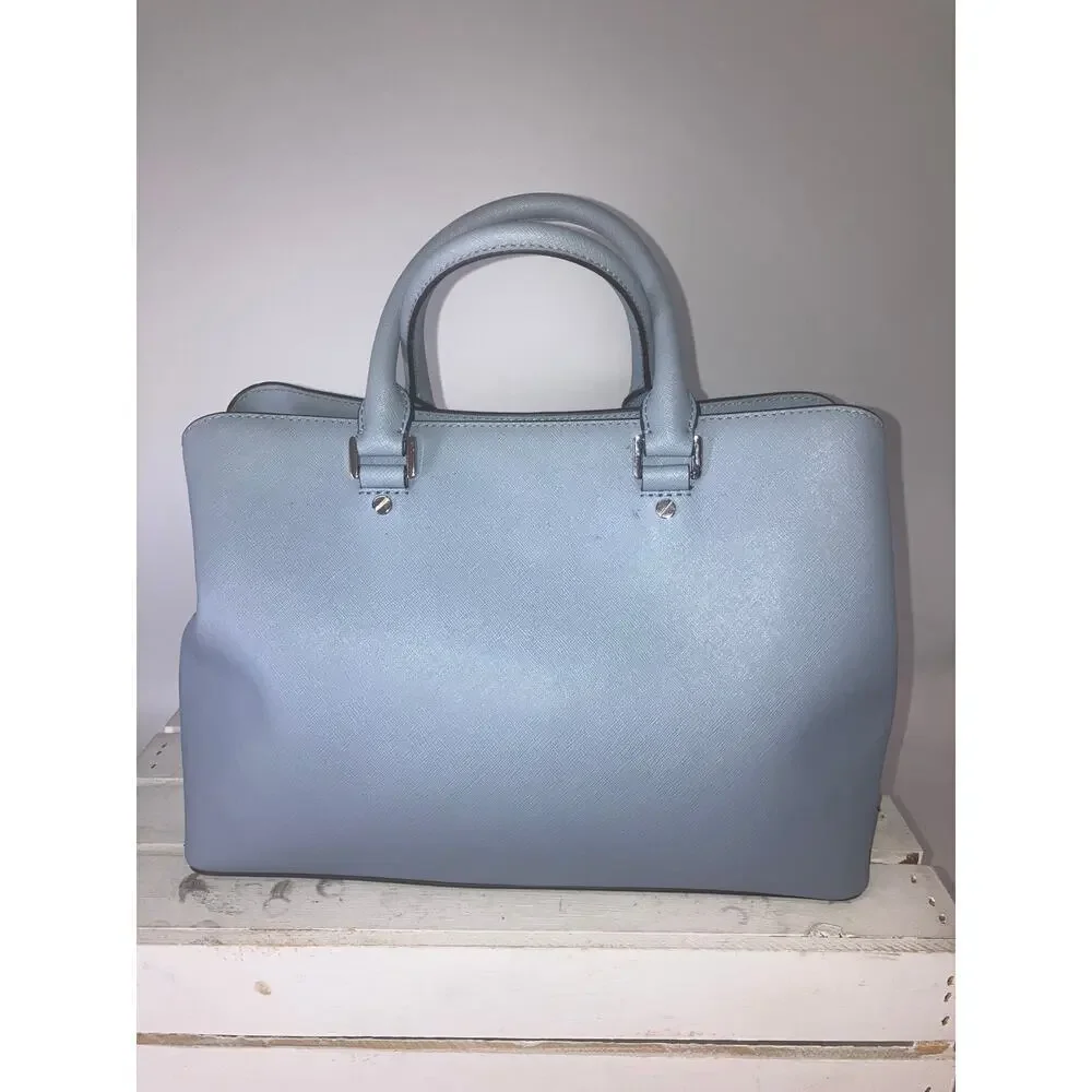 MICHAEL KORS, LARGE TRIPLE COMPARTMENT LIGHT BLUE HANDBAG